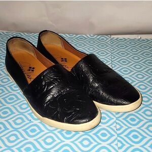 Patricia nash slip on sneakers printed floral Embossed Leather